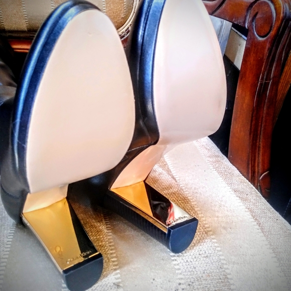 Calvin Klein Pammie Black Leather Boots - Picture 6 of 6